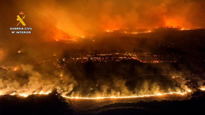 Los "fuegos extremos" de Zaragoza y Guadalajara elevan a 100.000 las hectáreas quemadas en España: "Lo que queda de verano puede ser aún peor"