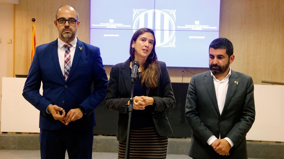 La Generalitat y el Ayuntamiento de Santa Coloma de Gramenet trabajarán juntos para atender a los jóvenes más vulnerables. En el vídeo, declaraciones del ’conseller’ de Treball, Afers Socials i Famílies, Chakir El Homrani, y la alcaldesa de Santa Coloma, Núria Parlon.