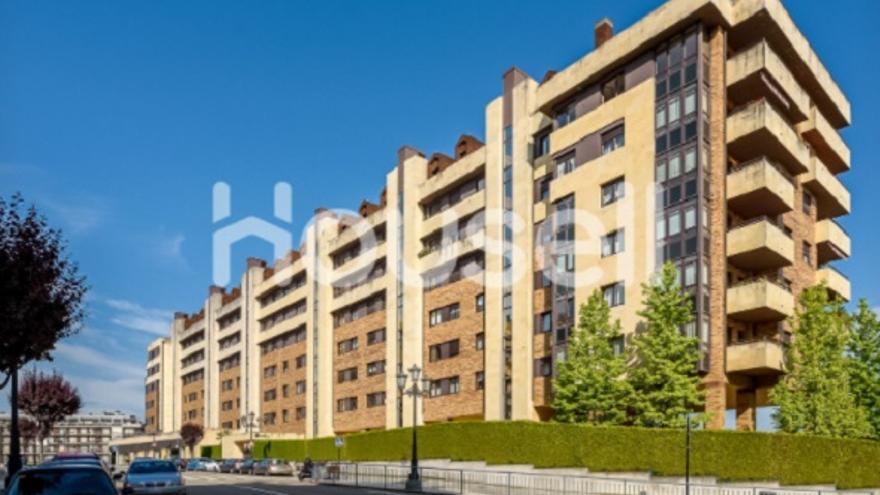 Piso en venta en residencial en el centro de Oviedo.