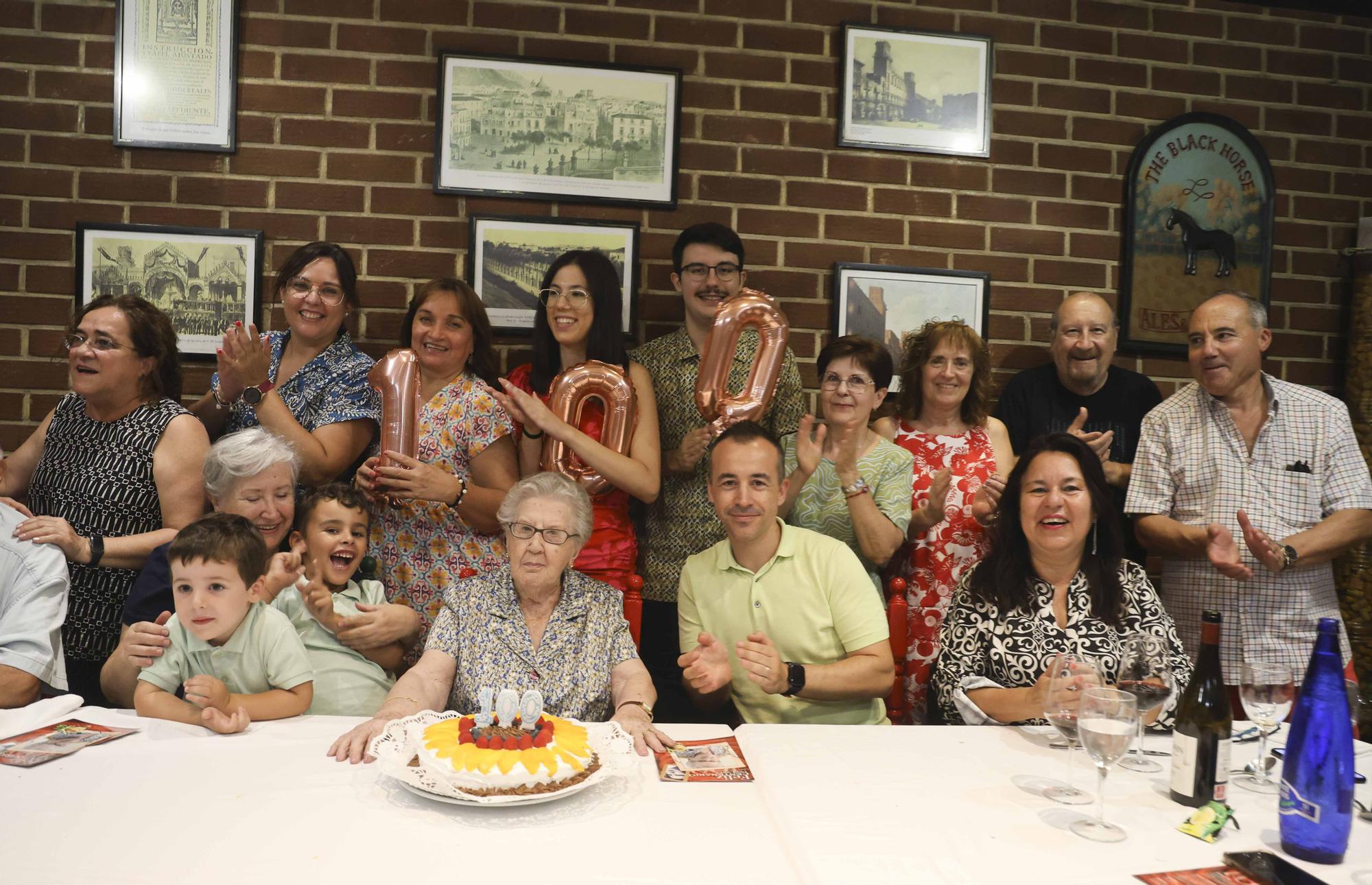 Una celebración centenaría de Ángeles Vidal