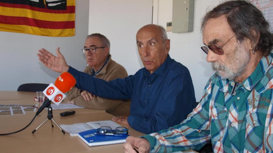 Josep Fuentes, Josep Ramon Mora i Víctor Feliu, del sindicat de Pensionistes i Jubilats de CCOO.