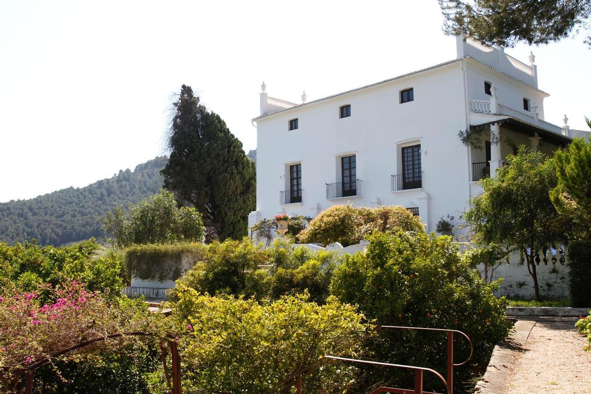 Vista exterior de l'Elca, la casa de Francisco Brines