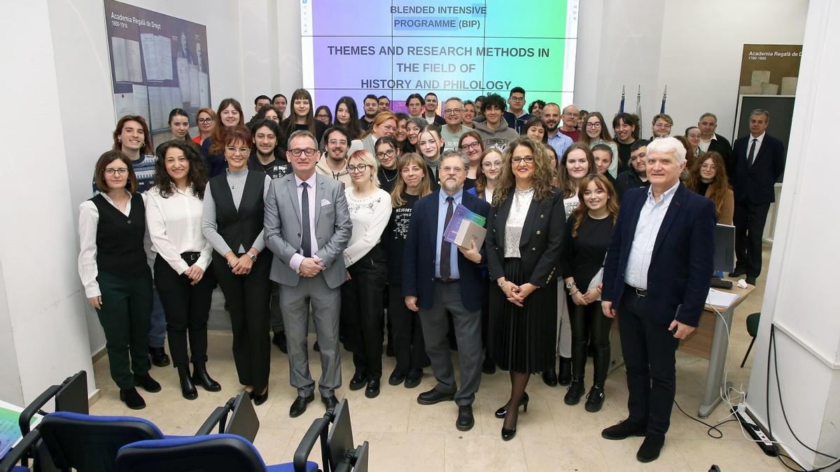 La UA afianza relaciones con la universidad rumana de Oradea