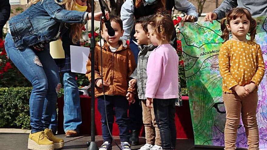 Alaquàs s’engalana per la festa  de la llengua valenciana | A. A. 