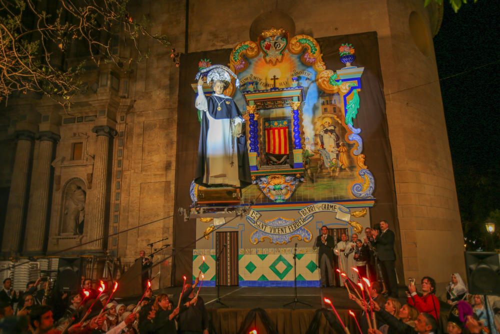 Subida a San Vicente en el Altar del Carmen