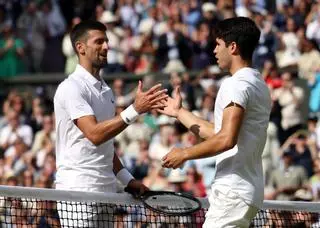 Alcaraz y Djokovic se retan en la mejor final olímpica de la historia
