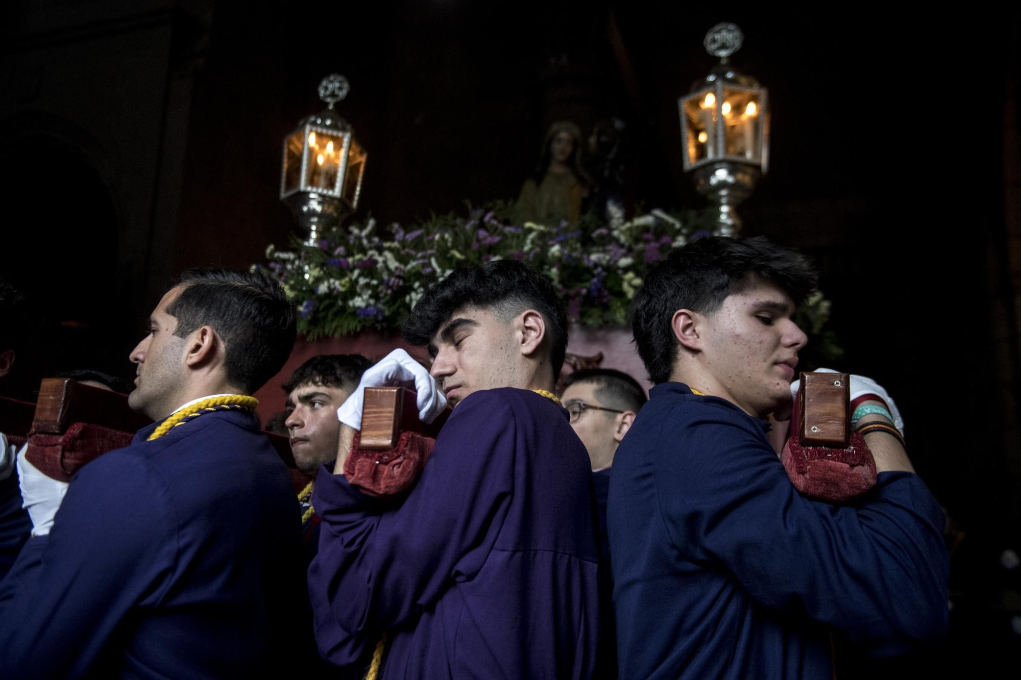 Así ha sido la procesión del Silencio del Nazareno de Cáceres