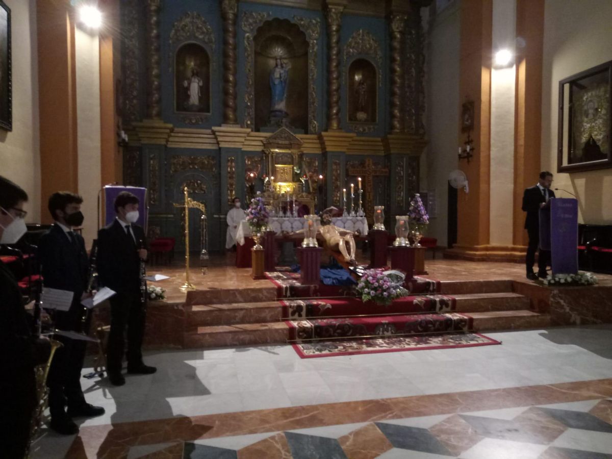 Solemne Vía Crucis Penitencial del Lunes Santo en Palma del Río.