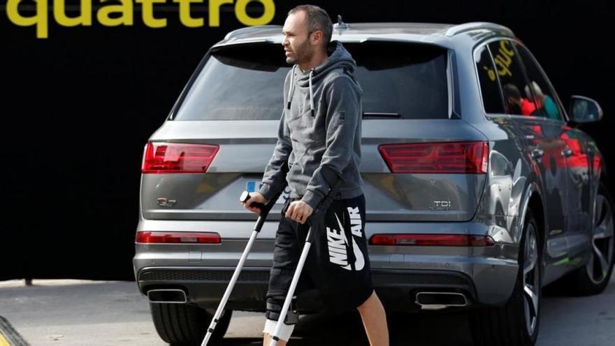 Iniesta inicia una nueva fase en su recuperación