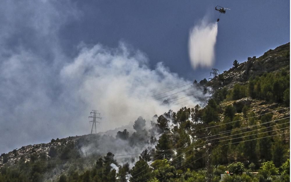 Incendio forestal en Cocentaina