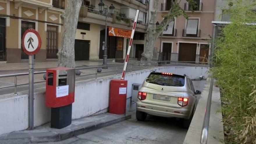 Xàtiva licita la vigilancia del «parking» de la Bassa y amarra la recaudación