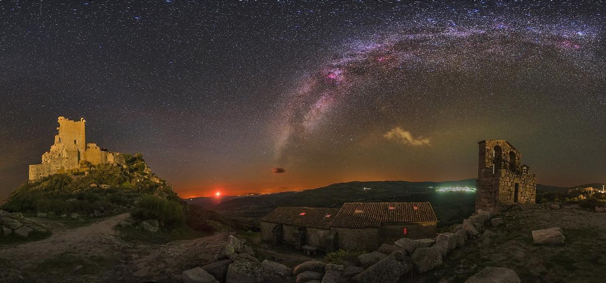 Extremadura prepara una estrategia turística para aprovechar el tirón del trío de eclipses