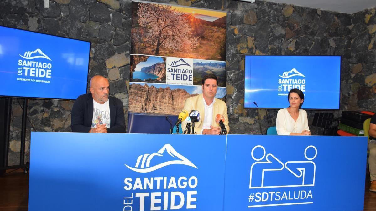 El Alcalde presenta la campaña de relanzamiento del destino turístico de Santiago del Teide bajo el eslogan #SDTSaluda