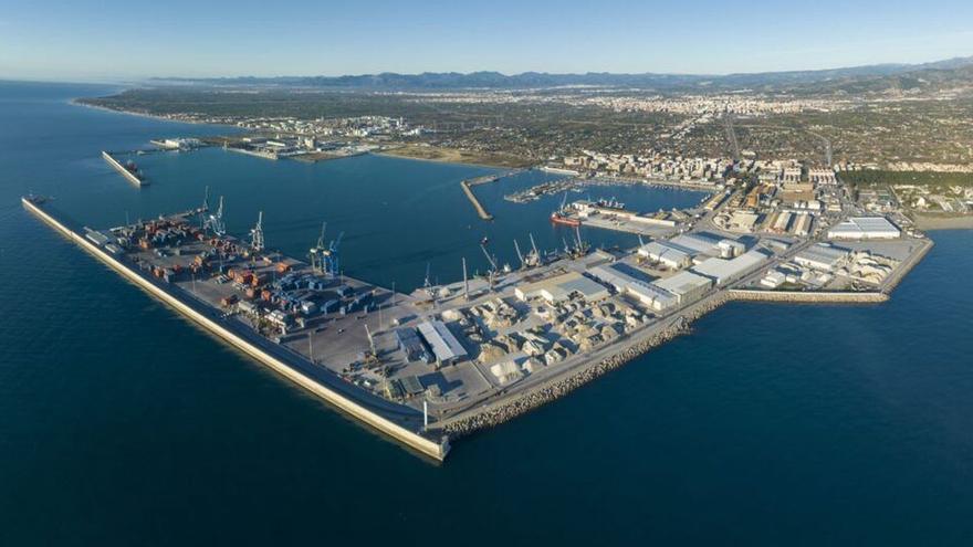 El Puerto de Castellón analiza las nuevas infraestructuras para ser más competitivo