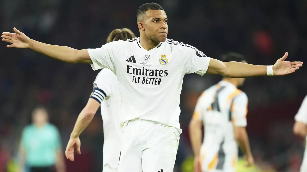 Mbappé cierra su primer año en el Real Madrid ganando la Bota de Oro y el Pichichi
