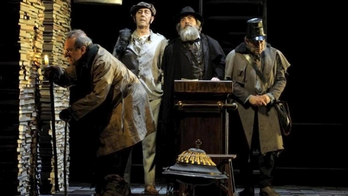 Representación de «Luces de bohemia» polo Centro Dramático Nacional.
