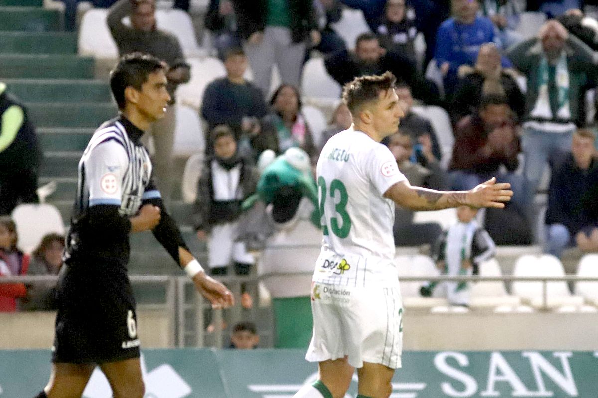 Las imágenes del Córdoba CF - Linense