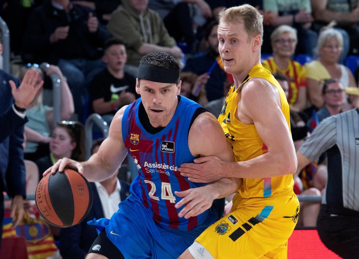 Kuric, en una acción del partido ante el Lenovo Tenerife