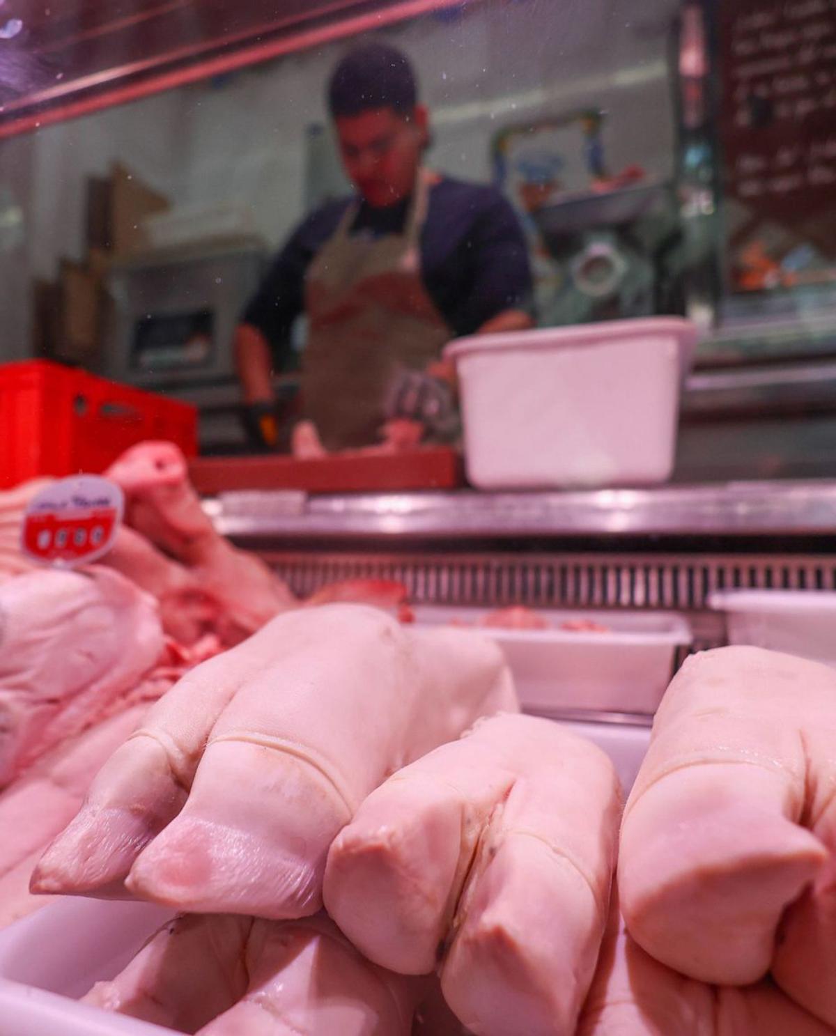 El preu de la  carn de porc  torna a baixar per segona setmana