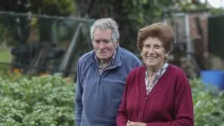 María Oliva Fano, vecina de Granda: "Pasear por la huerta nos salvó del aburrimiento en la pandemia"