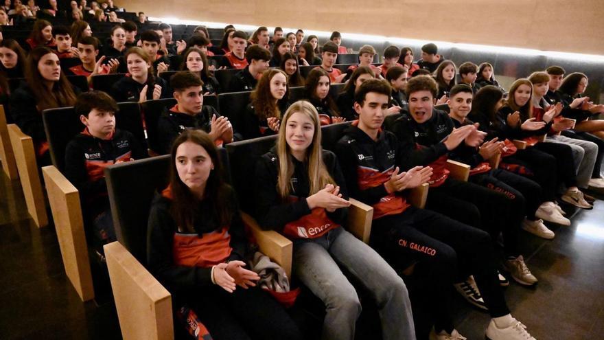 El CN Galaico homenajea a todos sus integrantes | RAFA VÁZQUEZ