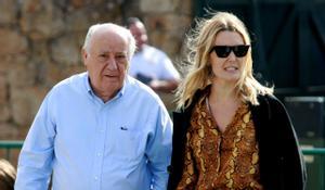 El fundador de Inditex Amancio Ortega junto a su hija Marta Ortega, actual presidenta de la compañía.