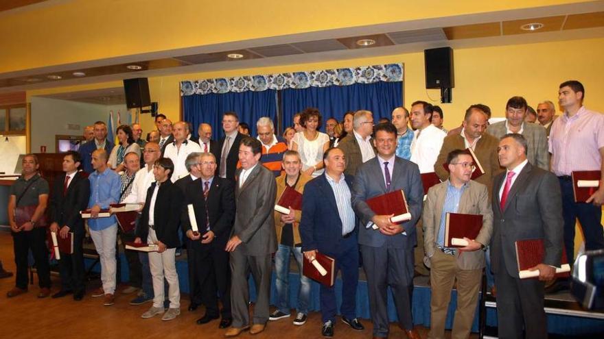 Villabona distingue a sus trabajadores veteranos