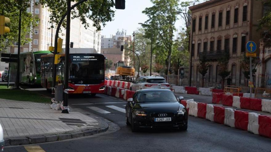Los conductores anticipan una vuelta al 'cole' complicada en Zaragoza por las obras: "Va a ser un caos"