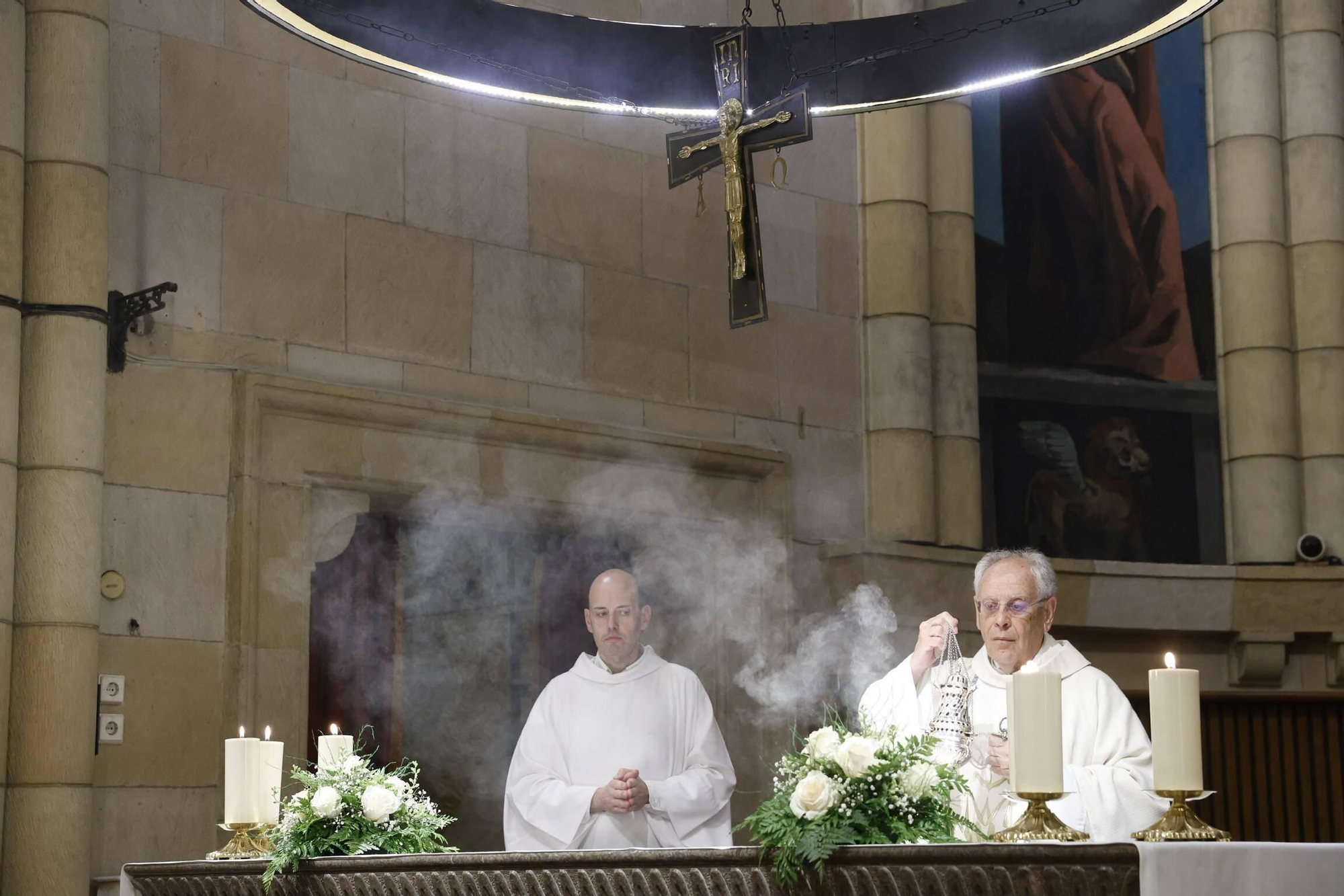 La misa con la Armada y la ofrenda floral del Carmen en Gijón, en imágenes