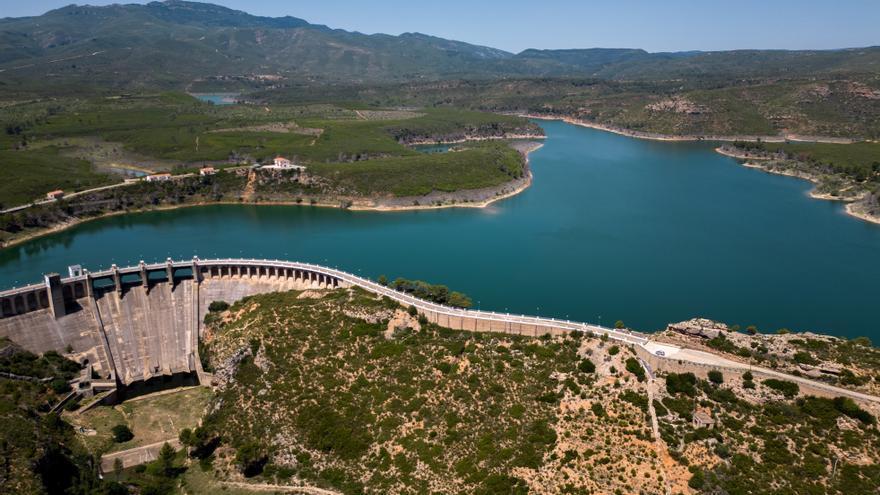 La reserva de agua baja 0,7 puntos en una semana y se sitúa en el 45,8%