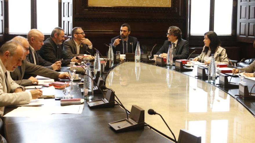 Reunió de la Mesa del Parlament.