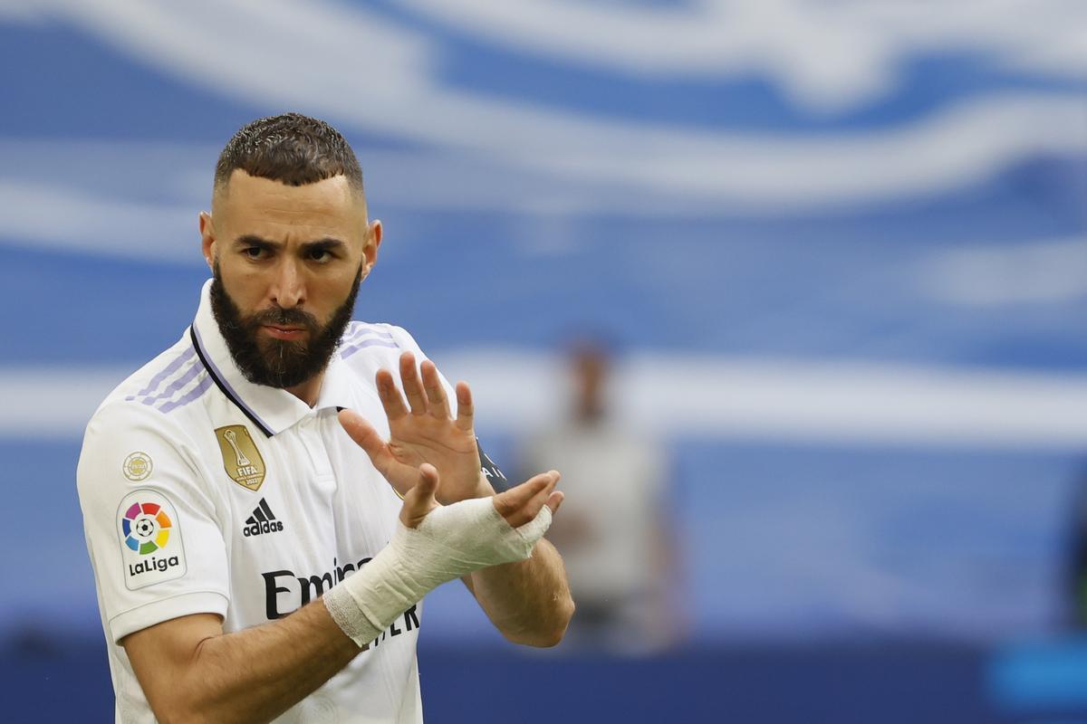 MADRID, 04/06/2023.- El delantero francés del Real Madrid, Karim Benzema, durante el partido de la última jornada de Liga que el Real Madrid y el Athletic Club de Bilbao disputan este domingo en el estadio Santiago Bernabéu. EFE/ Mariscal