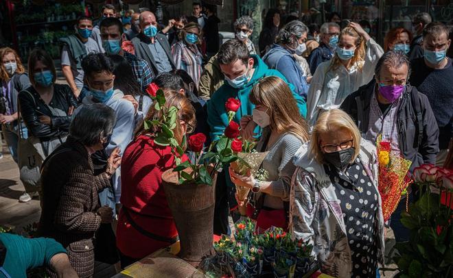 Sant Jordi vuelve a la calle