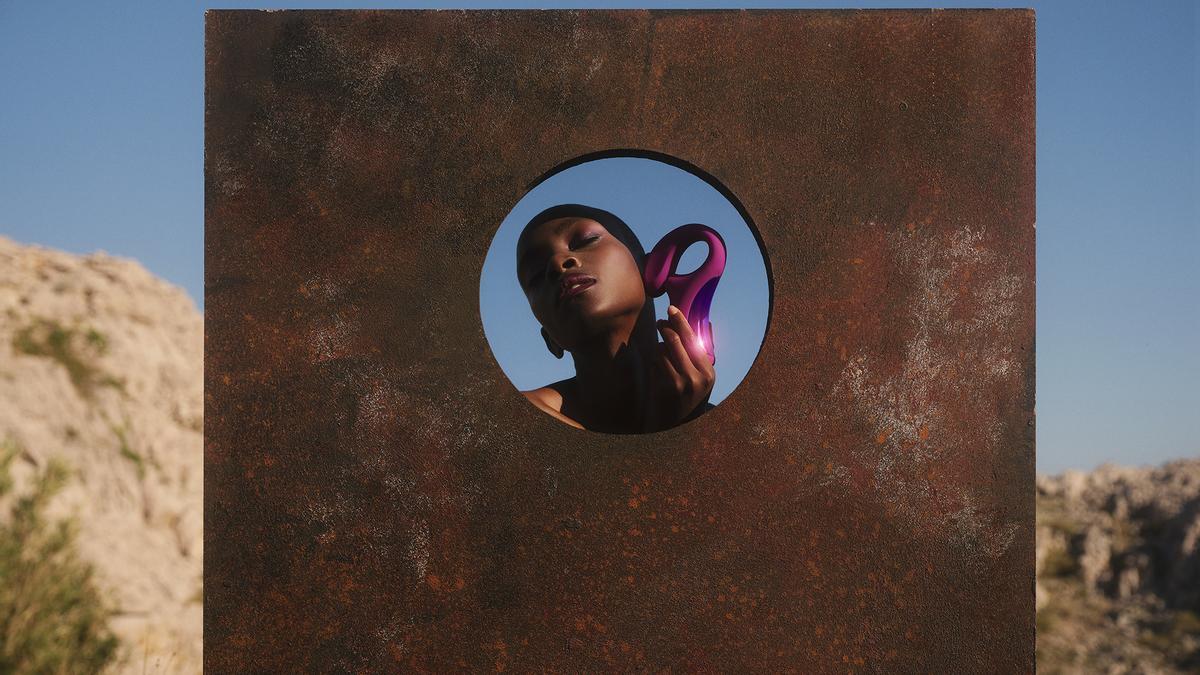 El placer femenino alcanza su clímax con el nuevo vibrador doble de LELO - Enigma