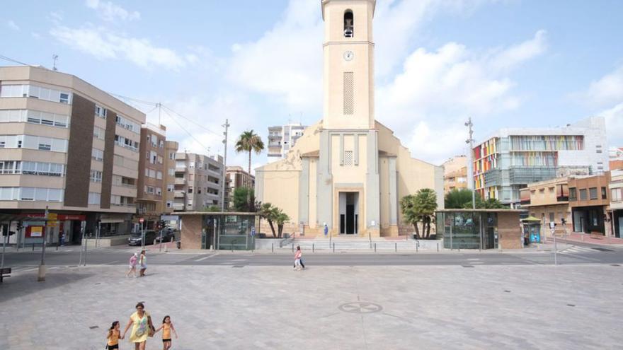 Arranca una campaña en Guardamar para recuperar el bus al Hospital de Torrevieja