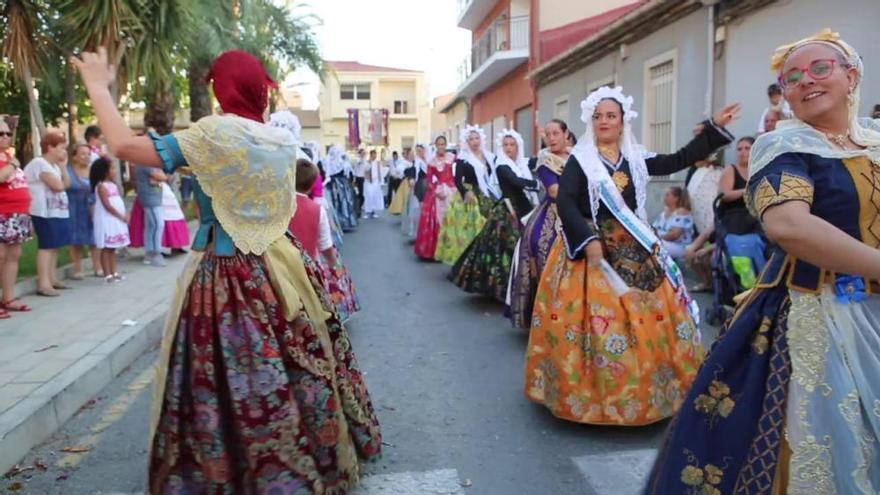 «La Mejor Paella la de mi Madre», mejor calle adornada de San Gabriel