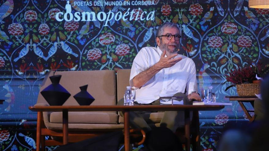 Muñoz Molina: &quot;La poesía es el manantial todo, yo busco en la prosa la intensidad de la poesía&quot;