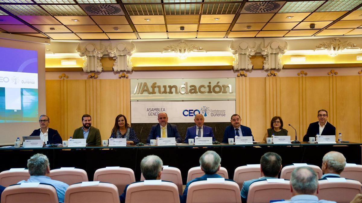 Asamblea general celebrada anoche en la CEO