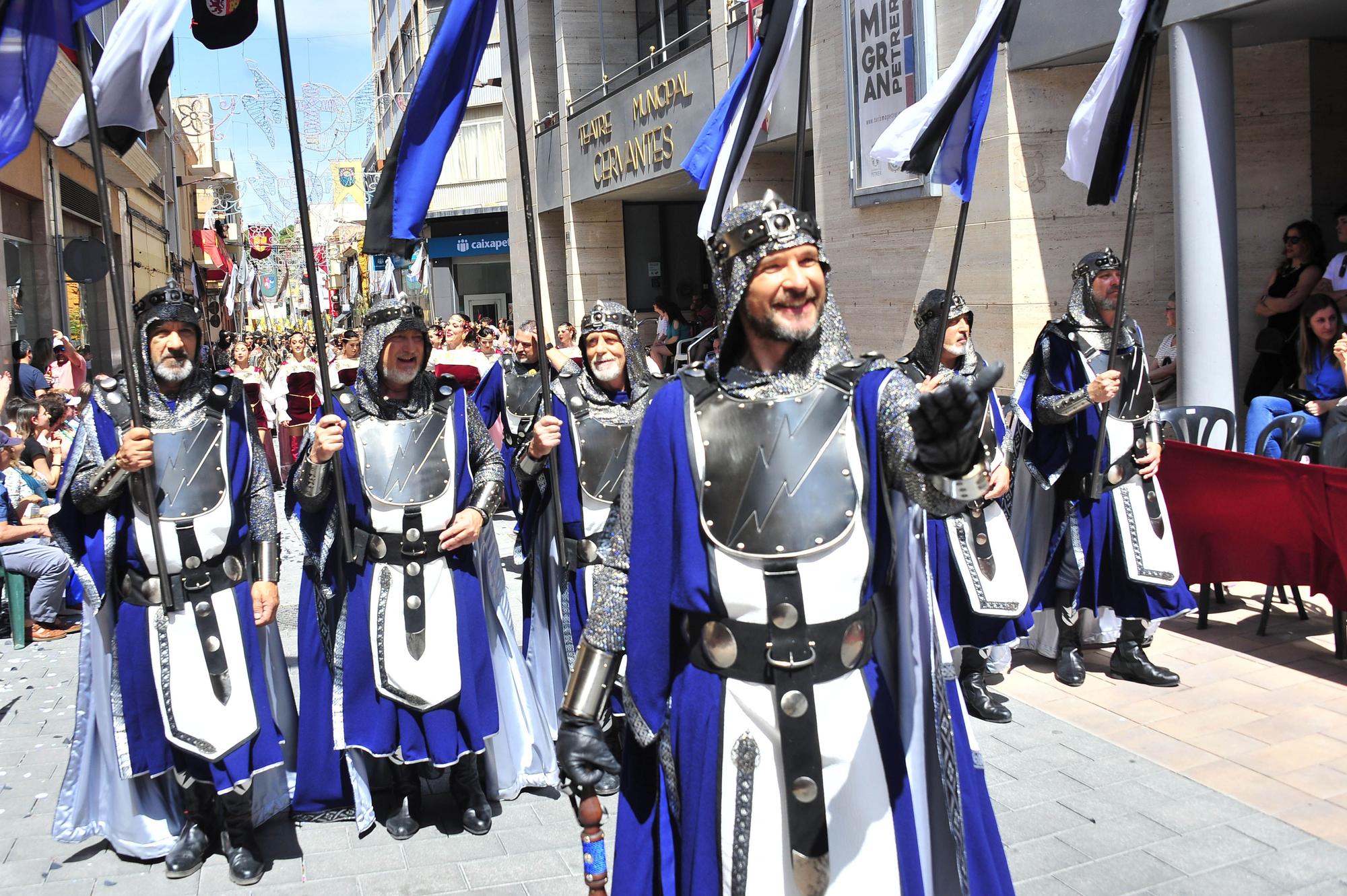 Fiestas de Moros y Cristianos en Petrer , Entrada Cristiana