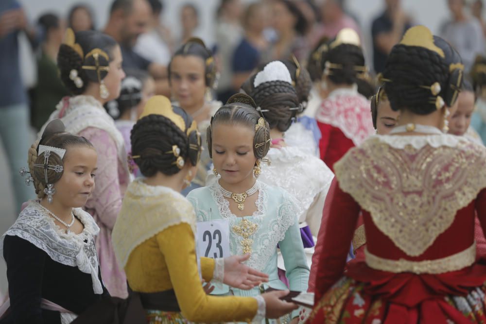 Las candidatas a Fallera Mayor Infantil visitan el Museo Príncipe Felipe