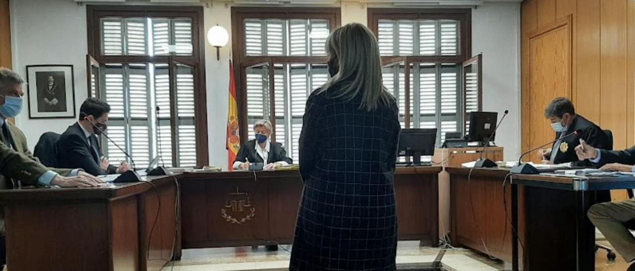 La exsenadora y exalcaldesa de Felanitx Catalina Soler testifica, ayer, durante el juicio. | L.MARINA