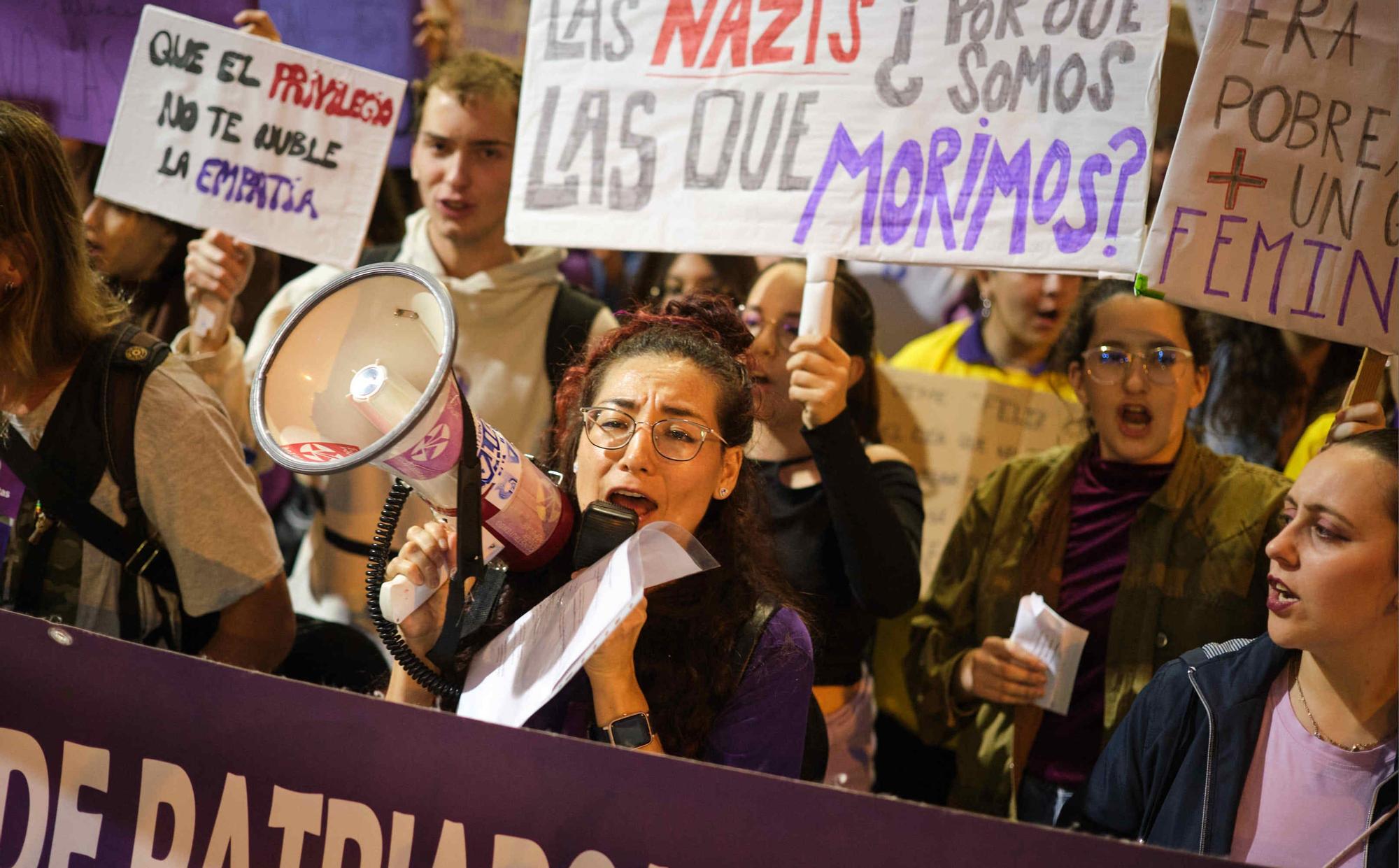 Manifestación por el 8M en Santa Cruz de Tenerife.