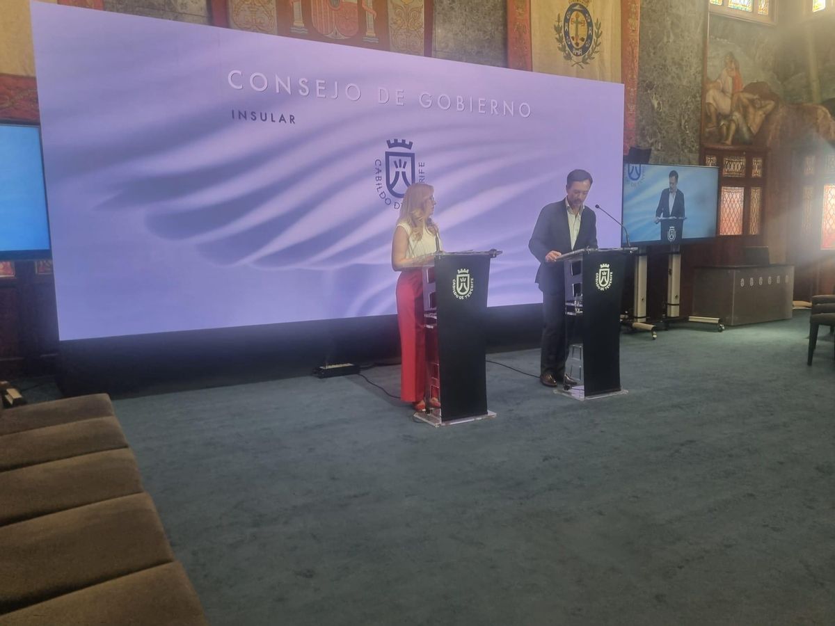 La rueda de prensa del Consejo de Gobierno estrena el nuevo video wall del salón de plenos