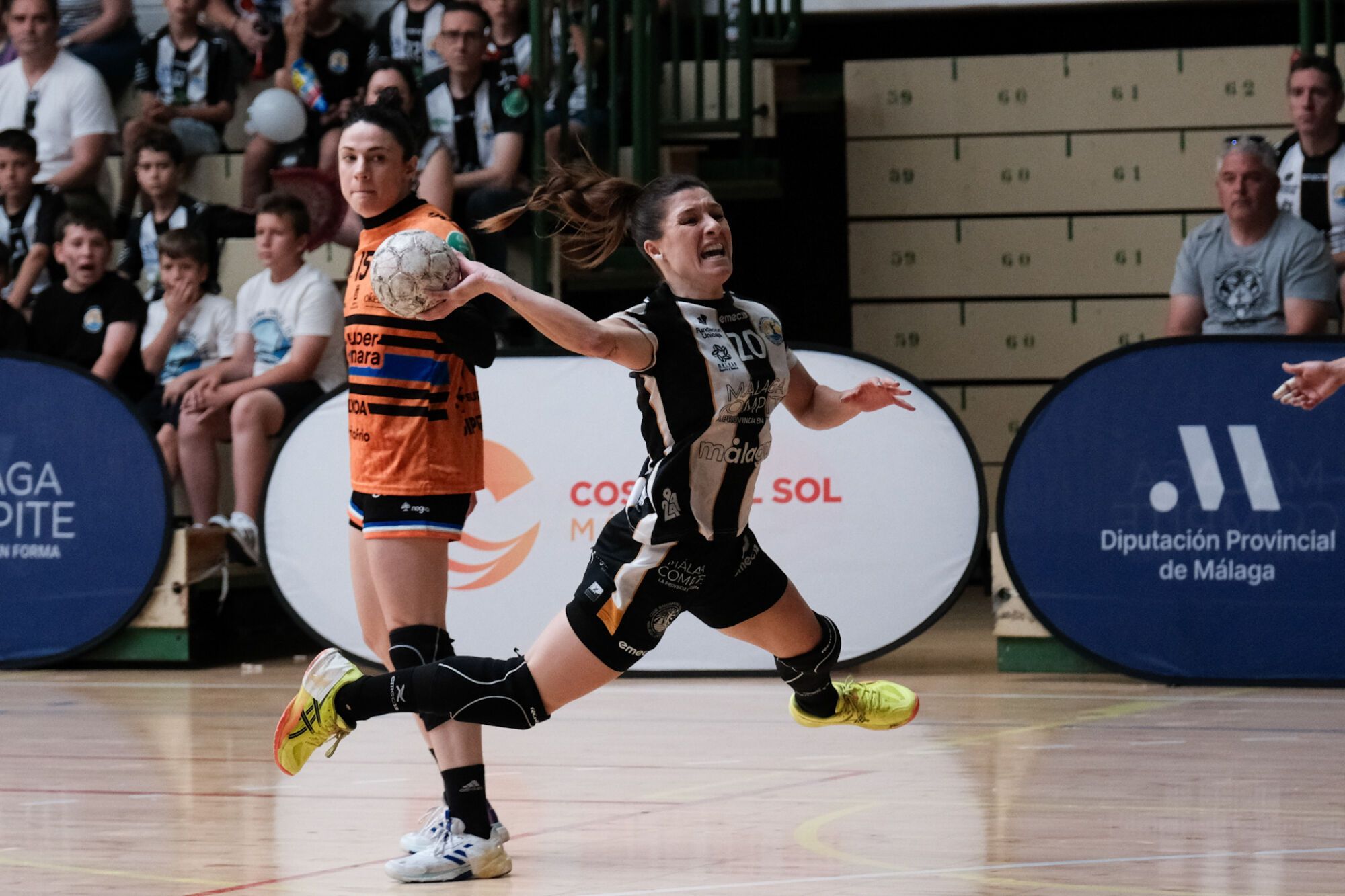 Balonmano Costa del Sol vs Bera Bera en la semifinal de la Liga Guerreras Iberdrola