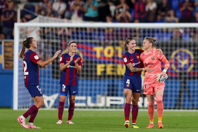 Liga F: FC Barcelona - Betis, el partido de despedida de Sandra Paños, Mariona Caldentey y Jonatan Giráldez, en imágenes