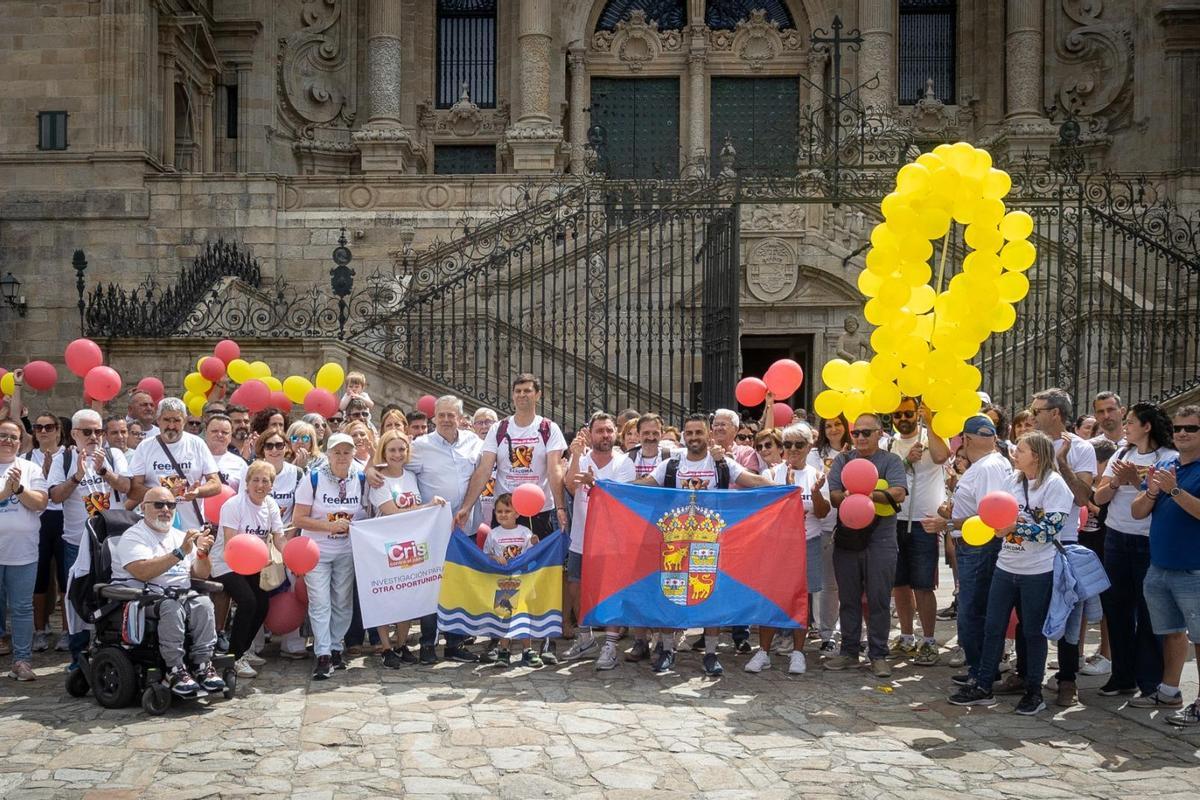 Foto de familia de los participantes en "El Camino de Raquel", este verano en Santiago de Compostela