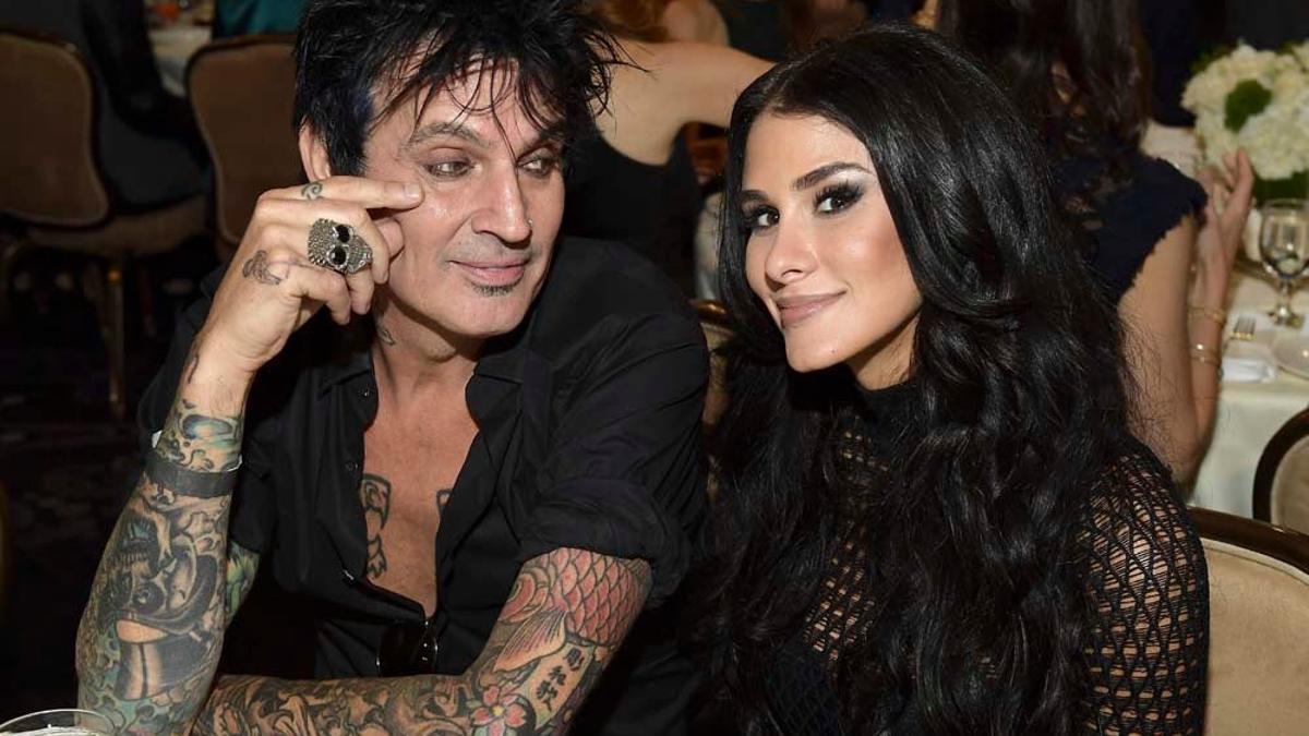 Tommy Lee y su prometida, Brittany Furla