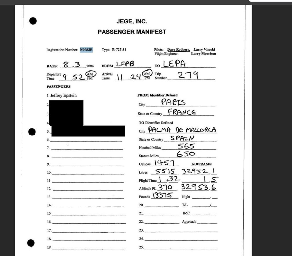 3. August 2004: Jeffrey Epstein lässt sich von Paris nach Palma fliegen.