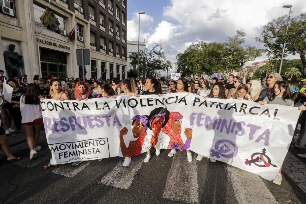 Manifestación contra la violencia patriarcal en Murcia