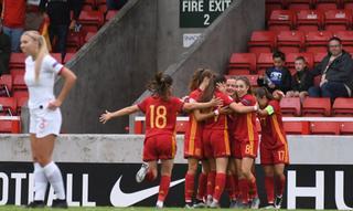 España pasa a semifinales del Europeo sub-19 tras derrotar a Inglaterra